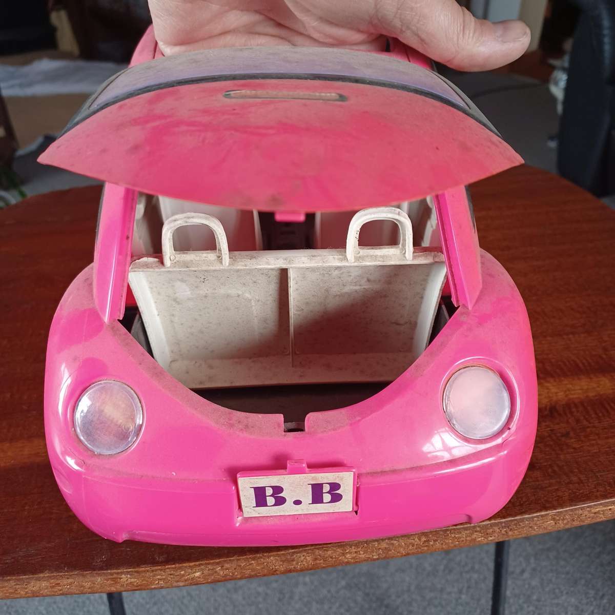 Barbie Volkswagen New Beetle  Convertible, Mattel Vintage 2000's Rare (sad condition)