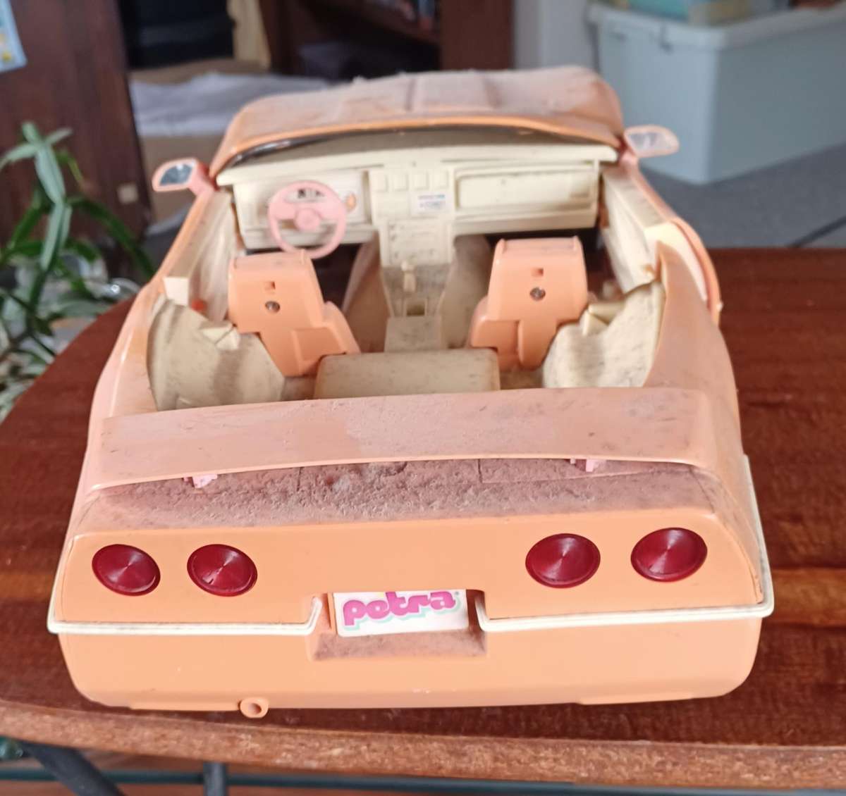 Barbie Chevrolet Corvette Mattel Vintage 80's (sad condition)