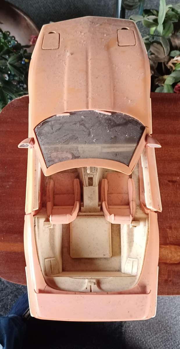 Barbie Chevrolet Corvette Mattel Vintage 80's (sad condition)