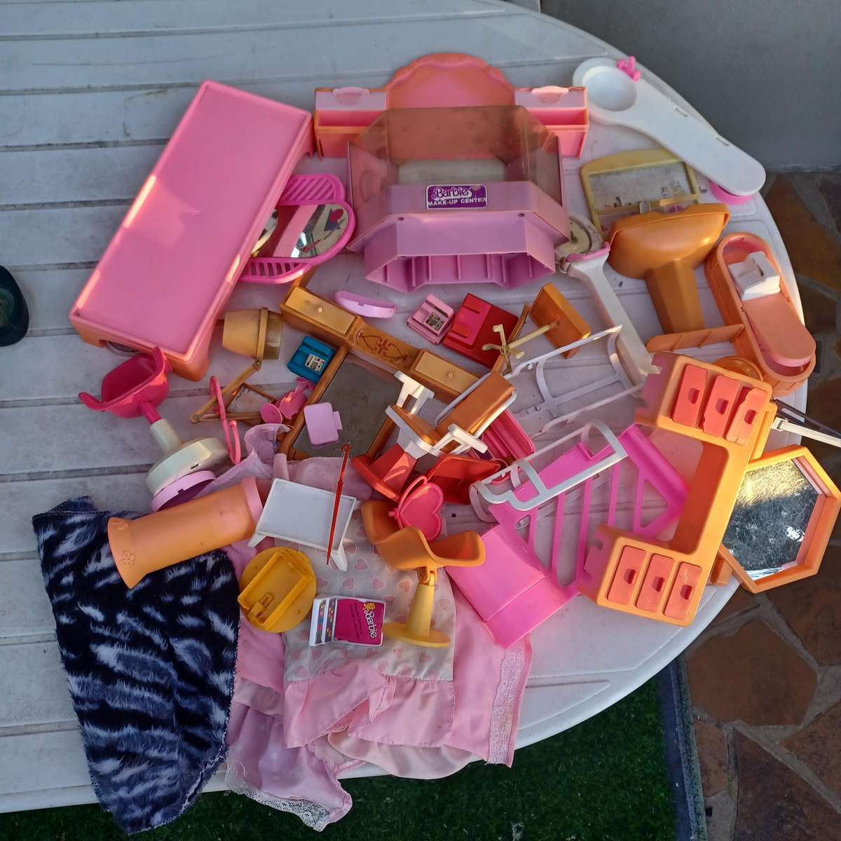 Barbie Goodies /  Vintage Lot