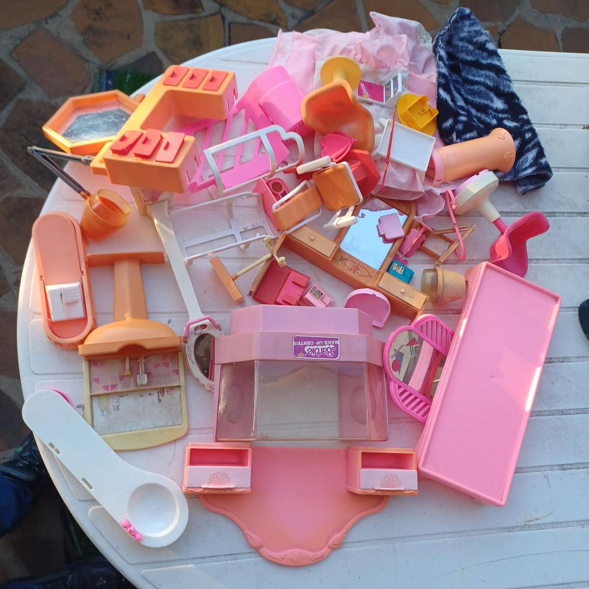 Barbie Goodies /  Vintage Lot