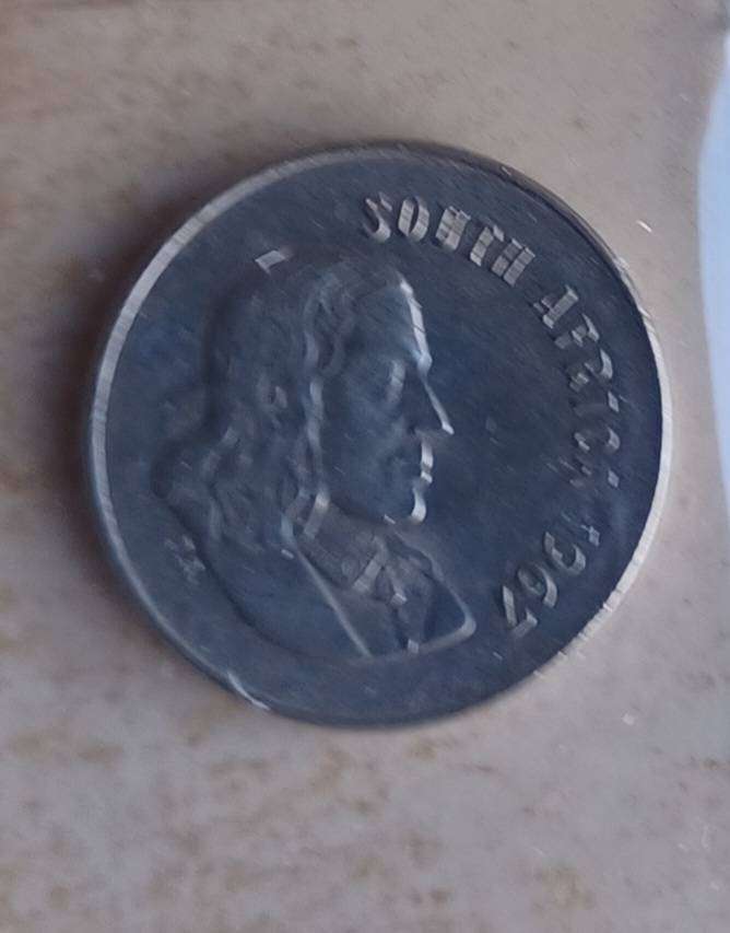 1967 English uncirculated 5c