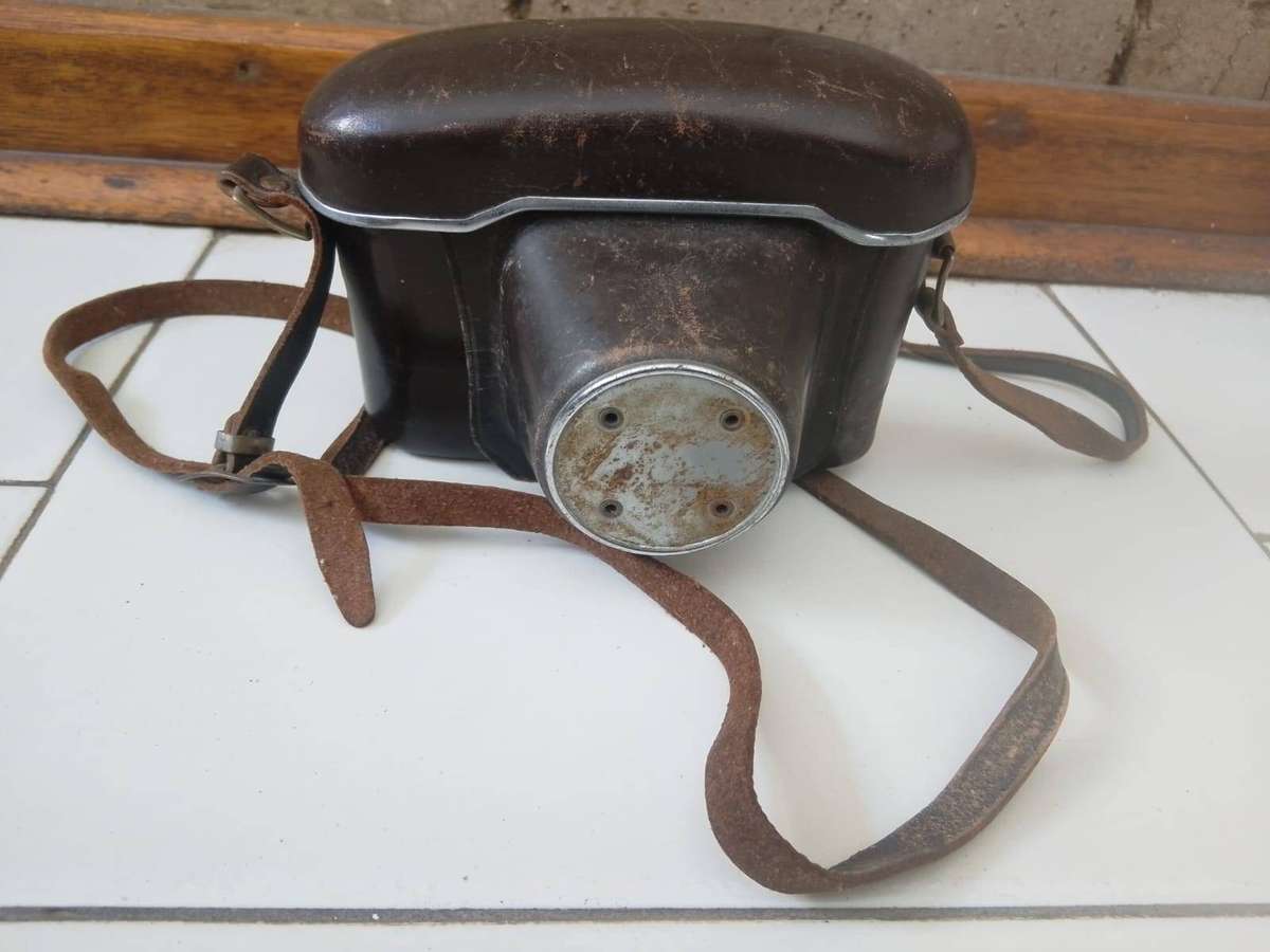 Collectors Vintage Aires 35-IIIA Camera