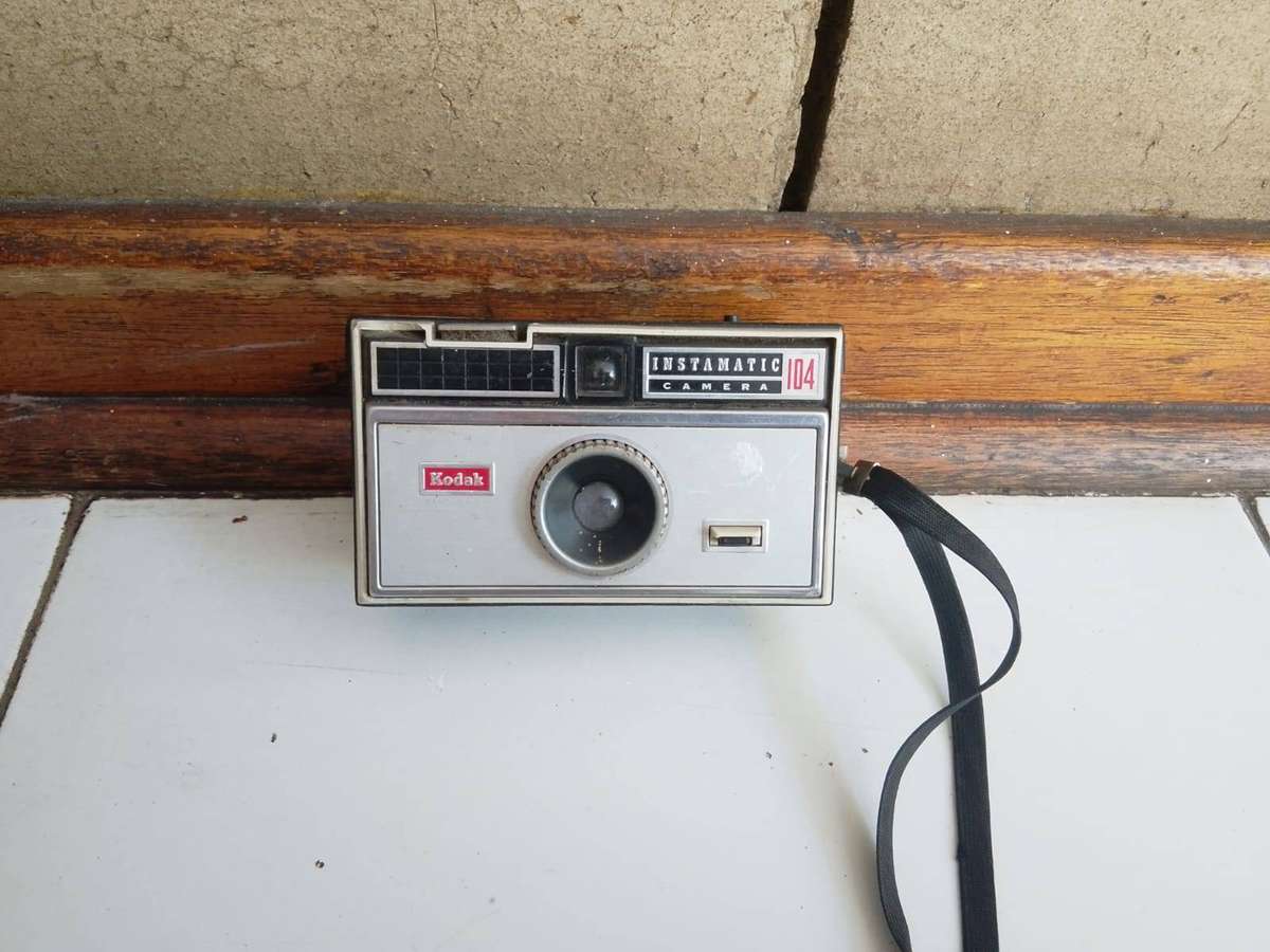 Vintage Rare Kodak Instamatic 104 Camera