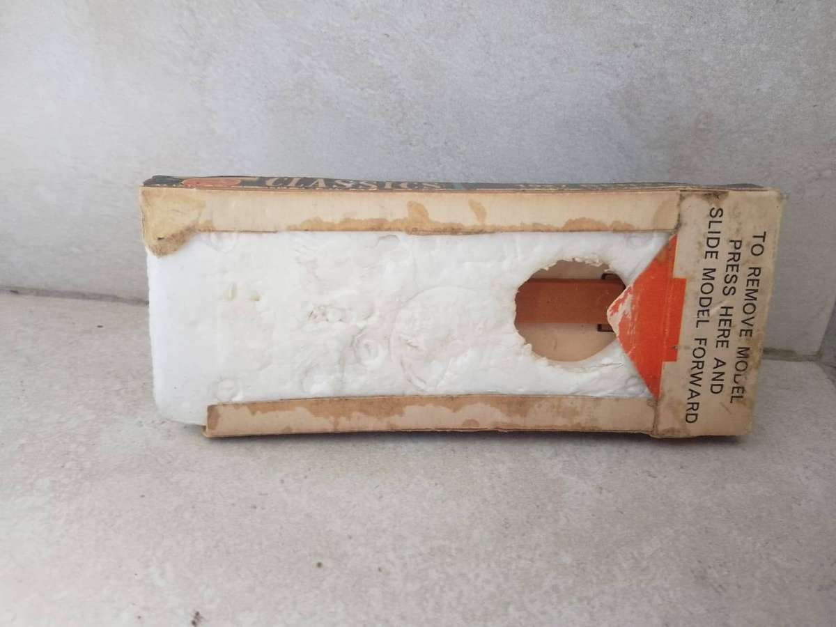 Vintage collectors 1927 Bentley Model car