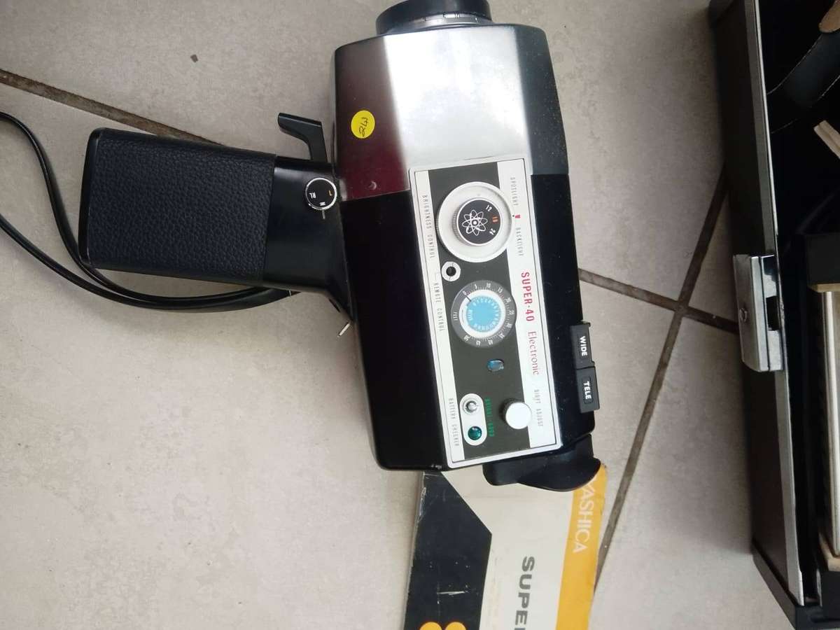 Collectors Yashica super 40-E Film Camera