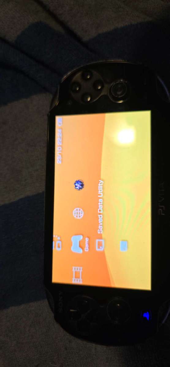 PS vita 2000 slim 64gb