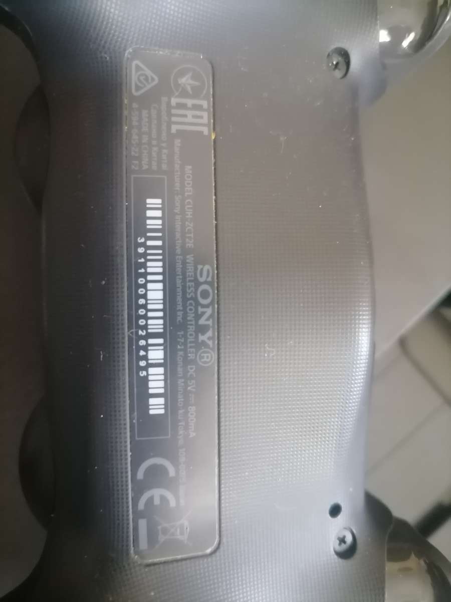 *LOT OF 2 x GENUINE SONY PLAYSTATION 4 WIRELESS CONTROLLERS*ONE BID FOR BOTH*WORKING*