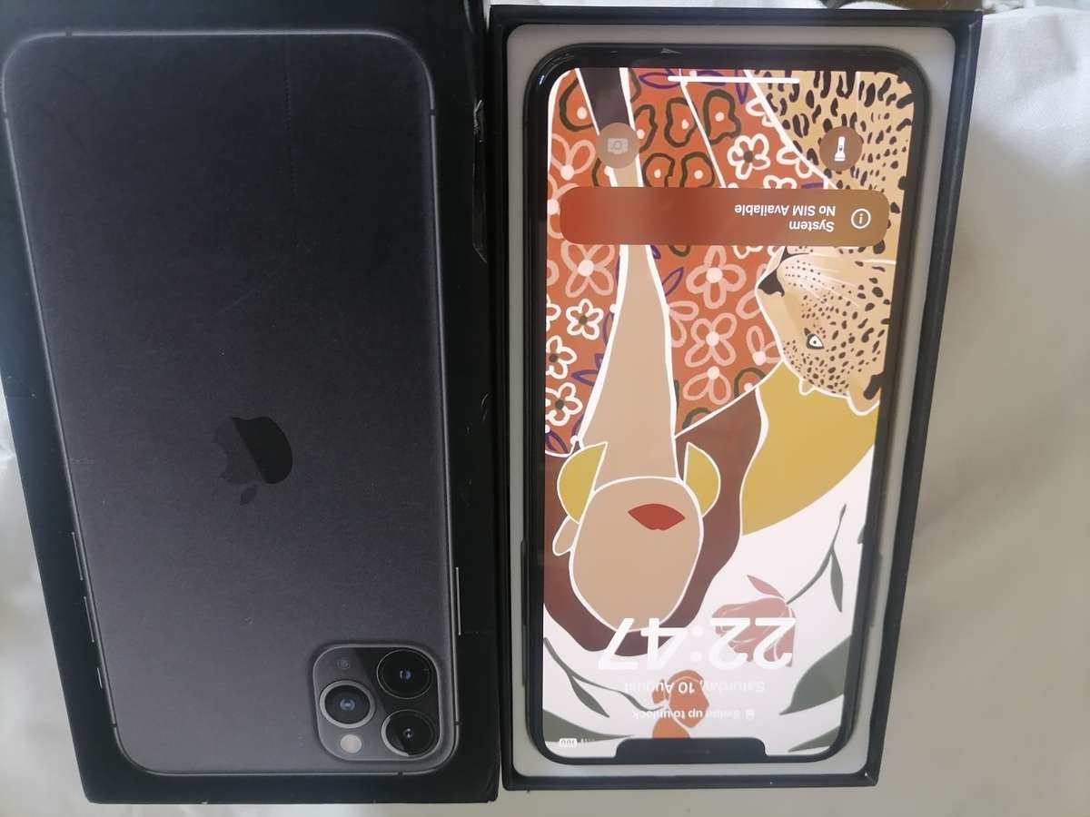 APPLE IPHONE 11 PRO MAX WITH BOX,POWER CORD*TOUCH SCREEN NOT WORKING*SOLD AS IS*