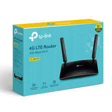 BRAND NEW TP-LINK TL-MR150 4G 300MPS ROUTER IN BOX(TAKES SIM CARD)