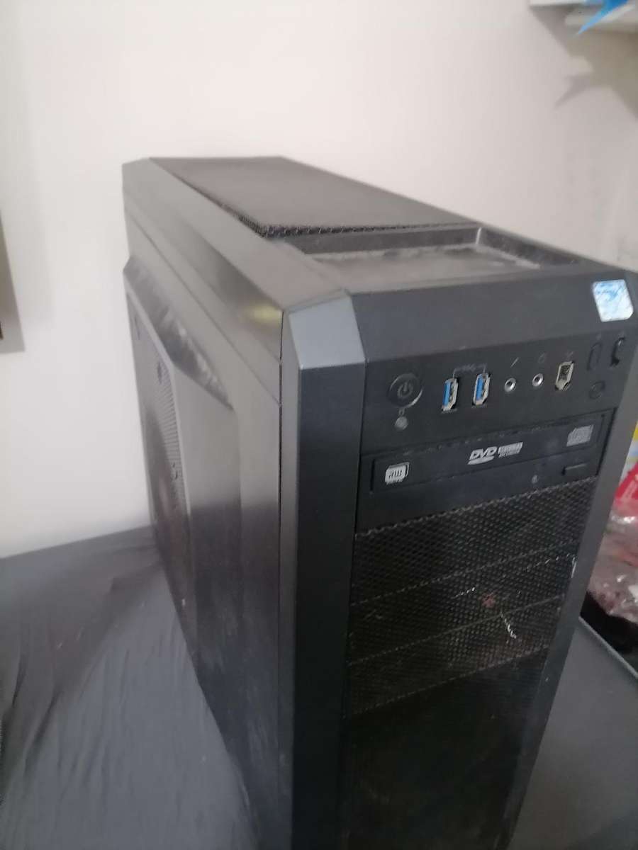 Corsair gaming PC box with Gigabyte motherboard and PSU. i5 CPU. Sold as is.