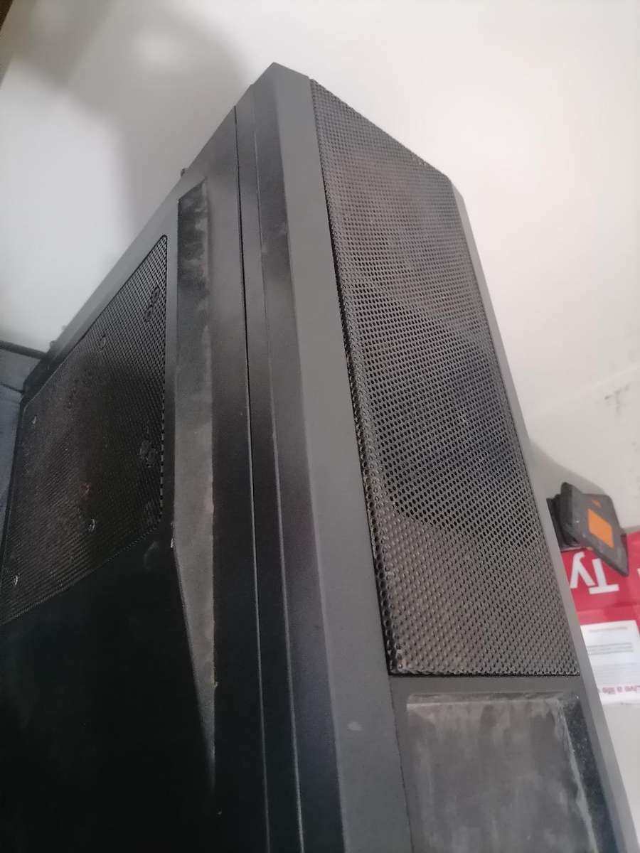 Corsair gaming PC box with Gigabyte motherboard and PSU. i5 CPU. Sold as is.