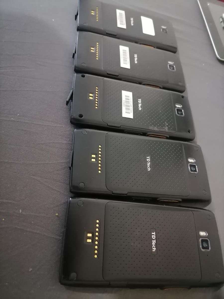 Lot of 5 x TD Tech EP720 Dual SIM Phone. 5G. No batteries. Sold as is. One bid for lot.