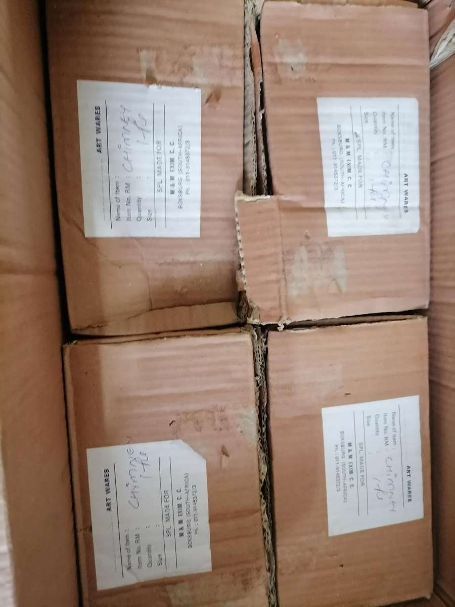 LOT OF 20 X NEW GLASS CANDLE CHIMNEYS*RETAILS FOR R400 EACH*ONE BID FOR THE LOT*