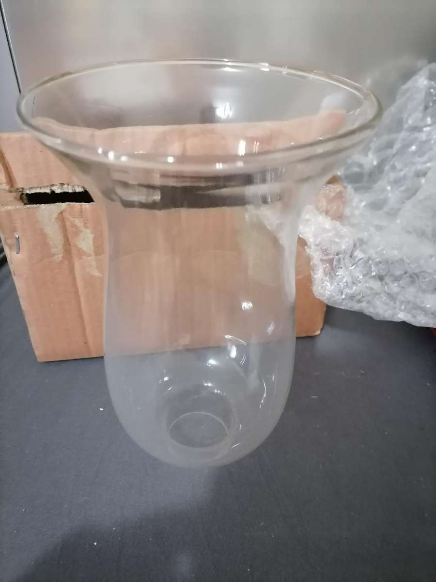 LOT OF 20 X NEW GLASS CANDLE CHIMNEYS*RETAILS FOR R400 EACH*ONE BID FOR THE LOT*