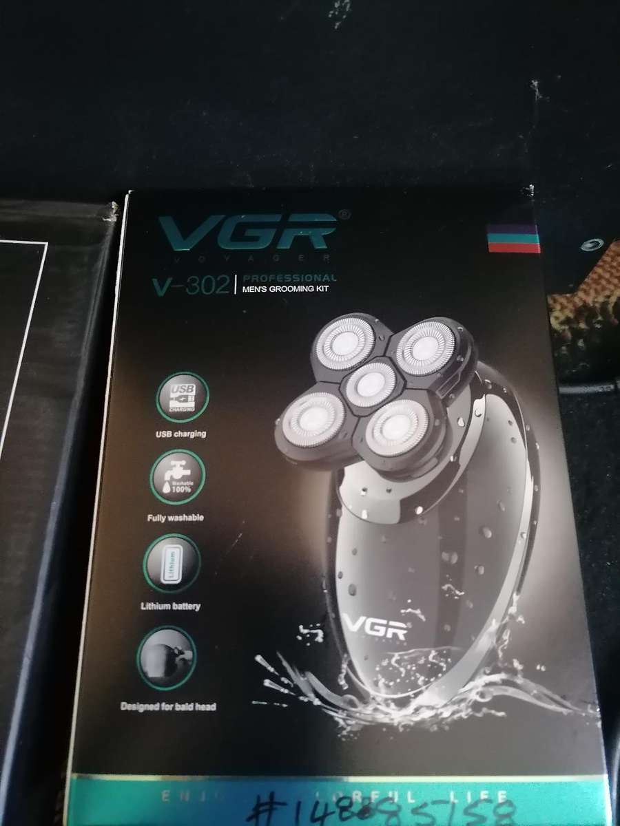 *WEEKEND SPECIAL*LOT OF ELECTRONICS*LOOKS NEW, NOT TESTED*ONE BID FOR LOT**