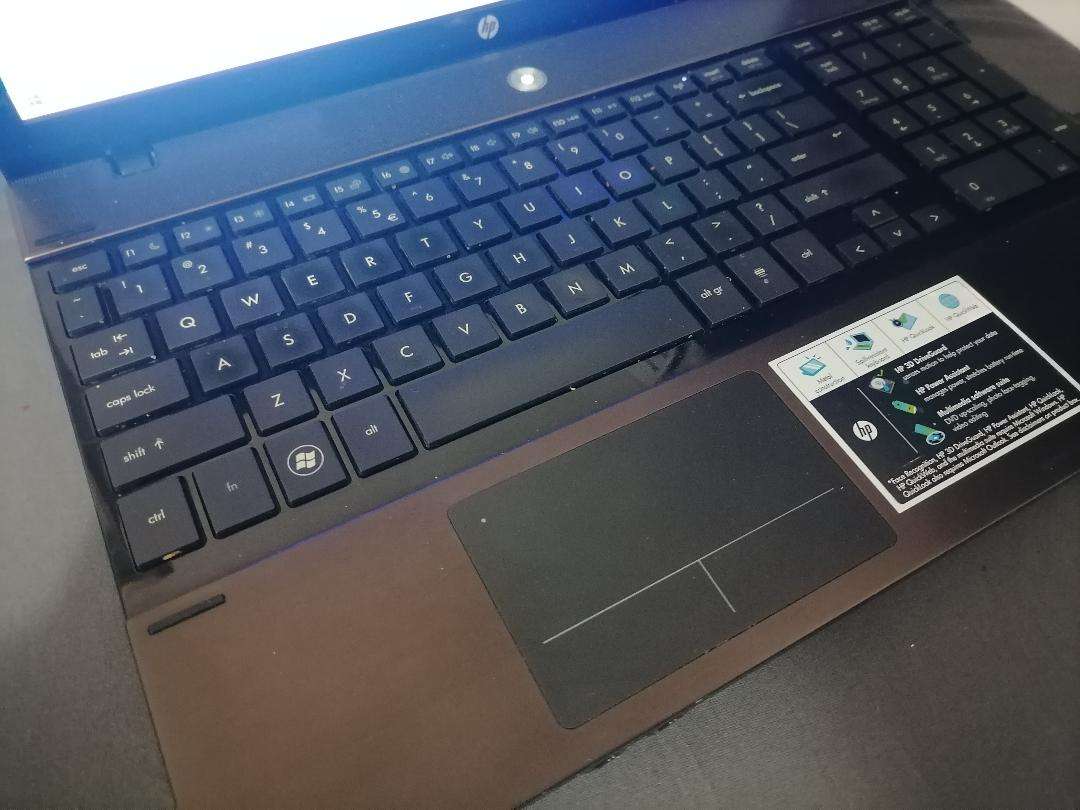 i3 HP PROBOOK 4520S LAPTOP, EXCELLENT CONDITION, WINDOWS 10*MUST STAY PLUGGED IN*