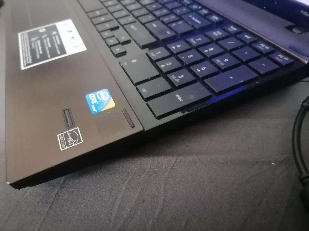 i3 HP PROBOOK 4520S LAPTOP, EXCELLENT CONDITION, WINDOWS 10*MUST STAY PLUGGED IN*