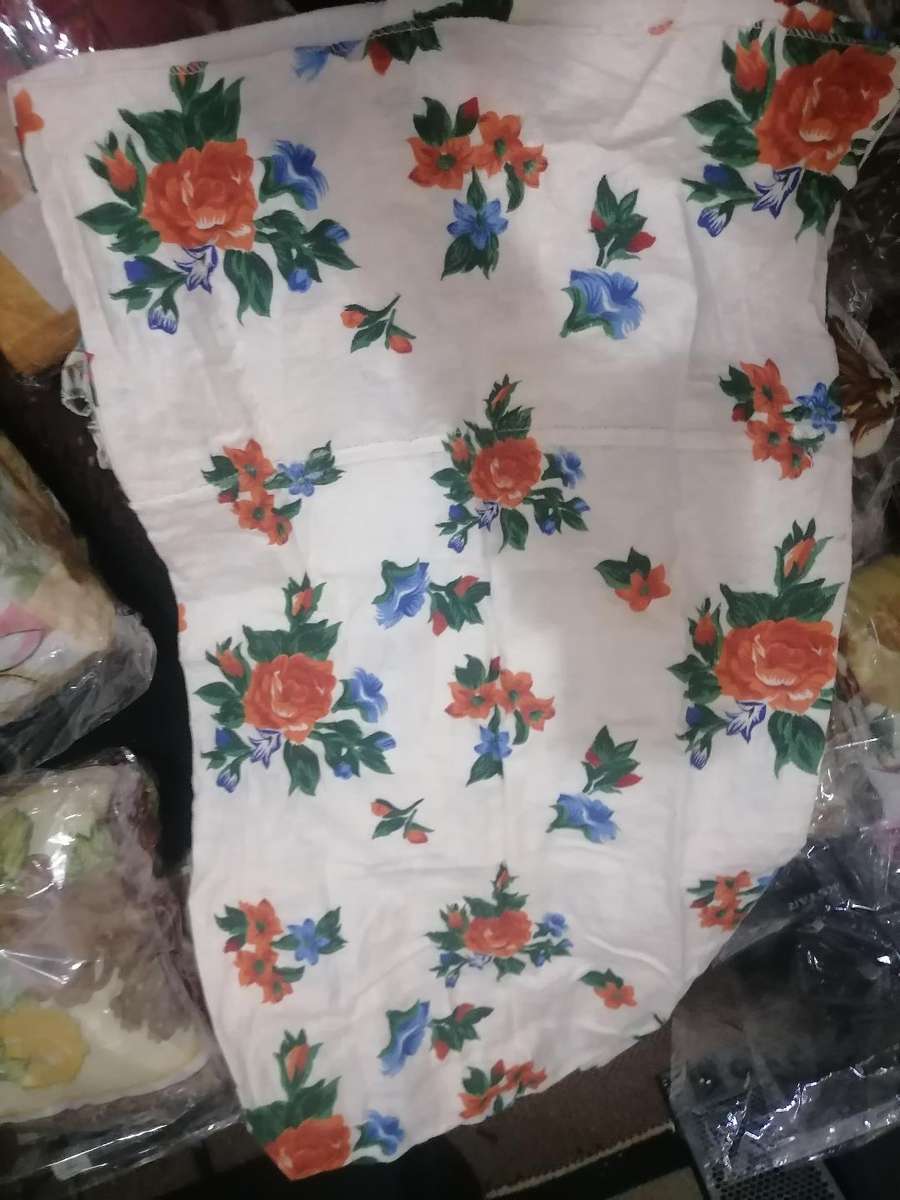 *WEEKEND SPECIAL*LAST OF THIS LOT*Pillow Cases, Normal Size + Continental Size, One Bid for the Lot