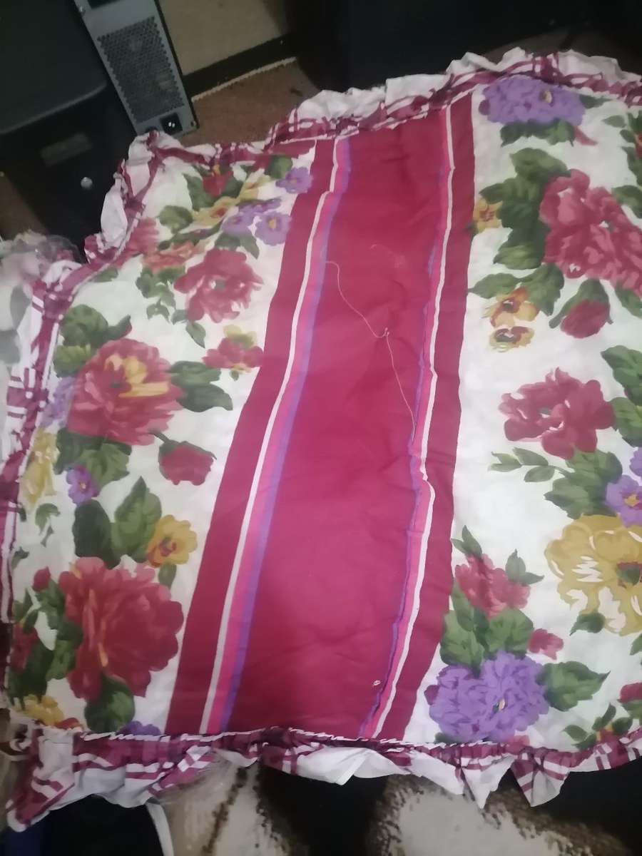 *WEEKEND SPECIAL*LAST OF THIS LOT*Pillow Cases, Normal Size + Continental Size, One Bid for the Lot