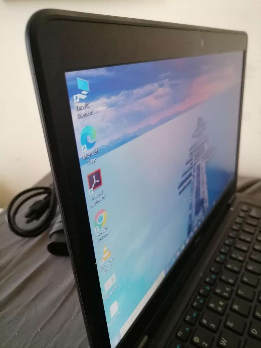 REFURBISHED i5 DELL LATITUDE E7450 5TH GEN ,8GB RAM,500GB HDD,SIM SLOT,BATTERY 100%ORIGINAL,CHARGER