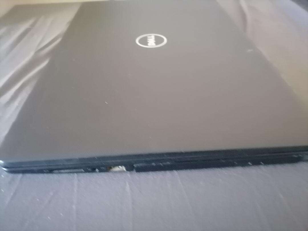 REFURBISHED i5 7TH GEN DELL VOSTRO 15 3000 SERIES, 2.5GHZ,8GB RAM,500GB HDD,W10/OFFICE,CHARGER*