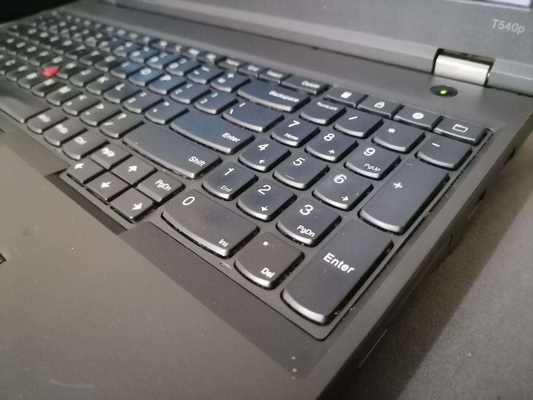 i7 LENOVO T540P 4TH GEN,8GB RAM 1TB HDD,W10,OFFICE,CHARGER