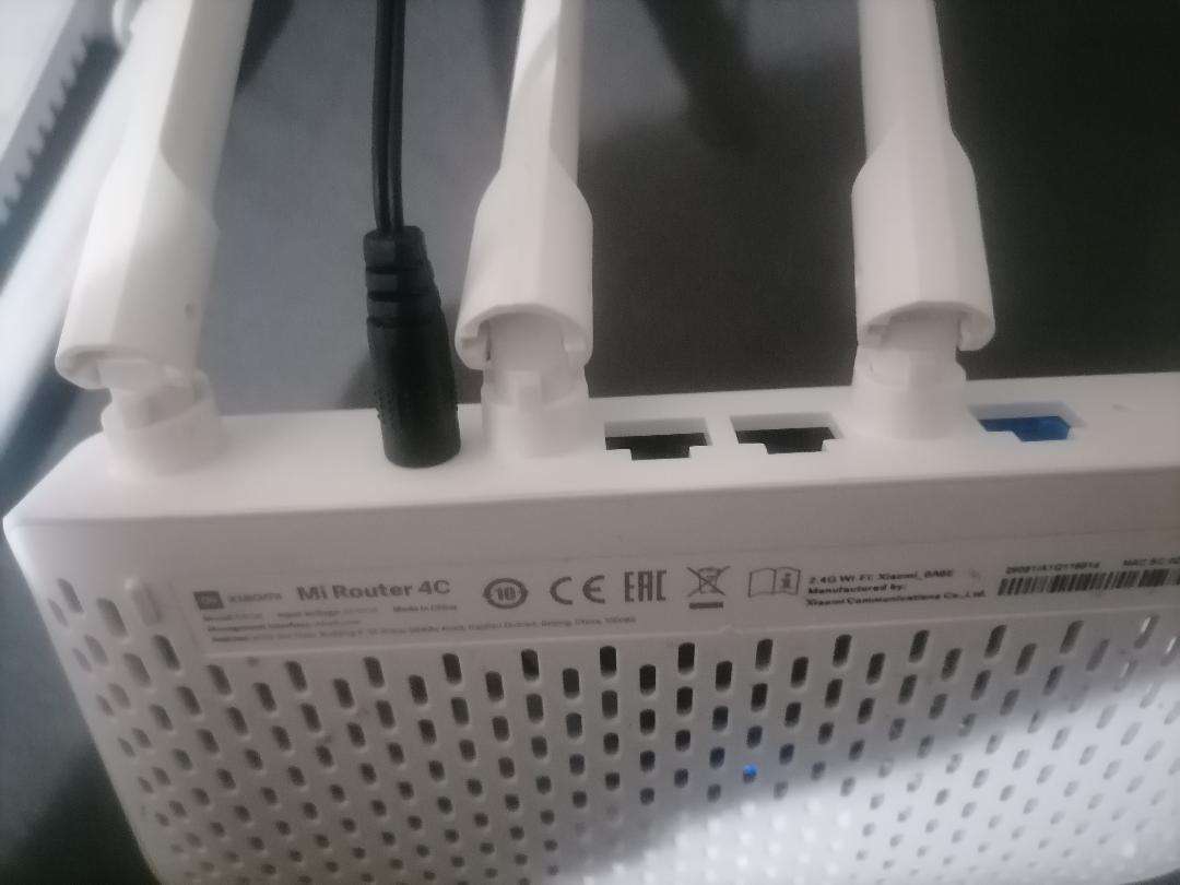 LOT OF WIFI ROUTERS ETC,ONE BID FOR THE LOT