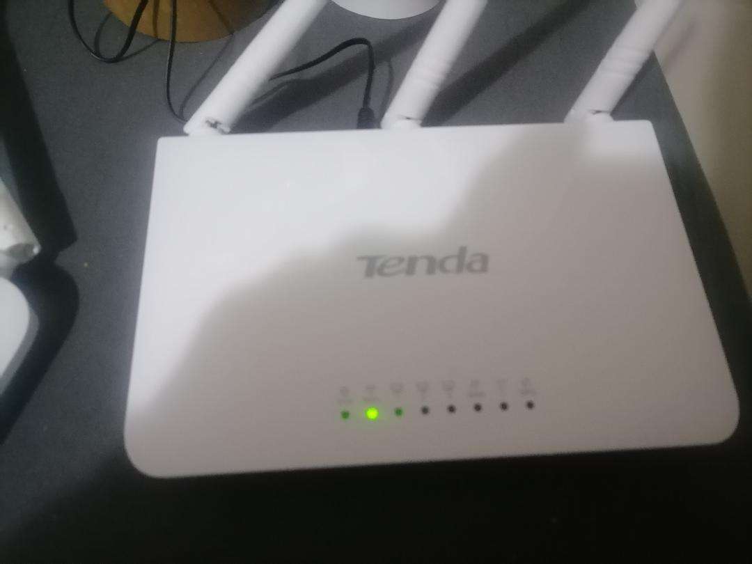 LOT OF WIFI ROUTERS ETC,ONE BID FOR THE LOT