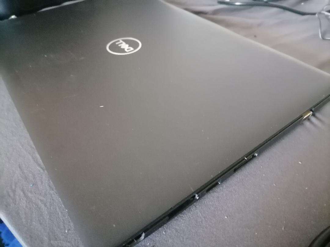 REFURBISHED i5 DELL LATITUDE E3590 8TH GEN ,8GB RAM,250GB SSD,BATTERY 100%ORIGINAL,CHARGER