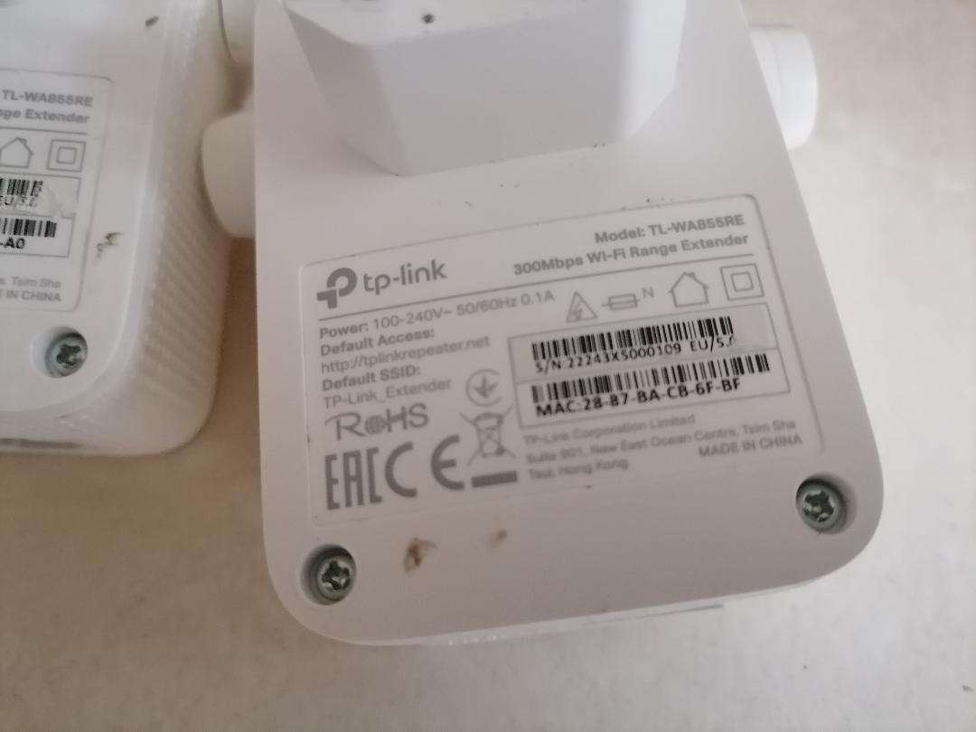 LOT OF 2 X TP LINK TL-WA855RE 300MPS WIFI RANGE EXTENDERS*ONE BID FOR BOTH**