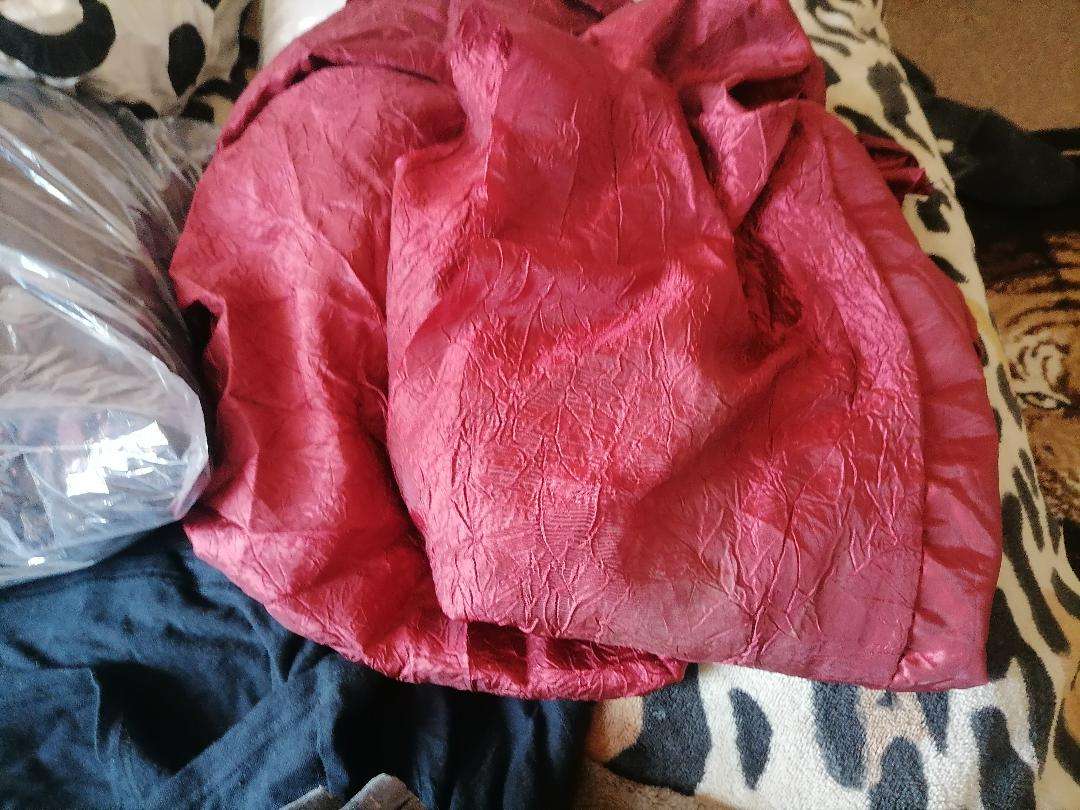 *LOT OF LINNEN MATERIAL*ONE BID FOR THE LOT AS PER PICS**