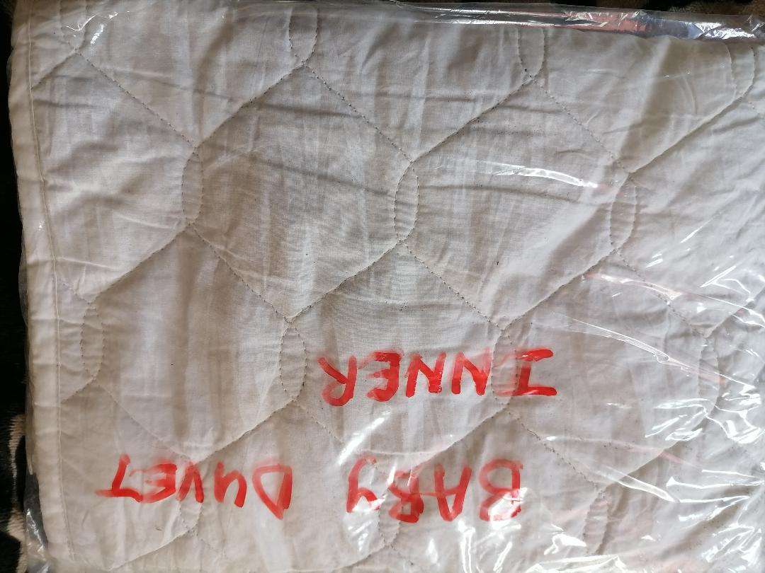 *LOT OF LINNEN MATERIAL*ONE BID FOR THE LOT AS PER PICS**