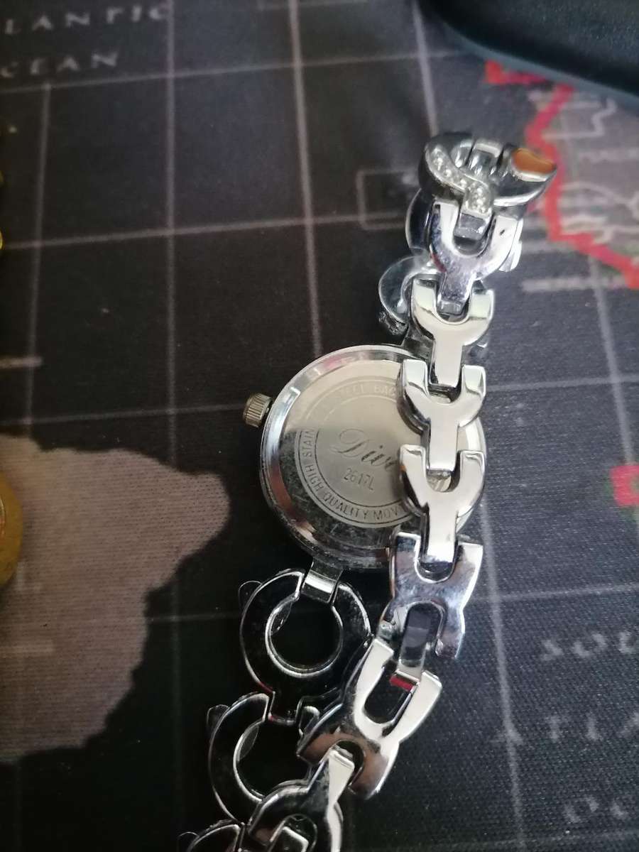 LOT OF 3 WATCHES*ONE IS 18CT GOLD PLATED*ONE BID FOR THE LOT**