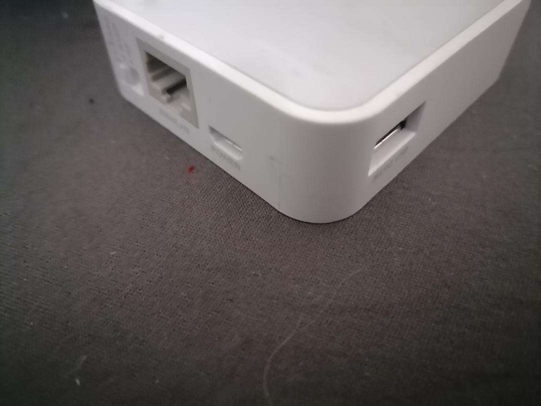 LOT OF RANGE EXTENDERS*WIDI MODEMS ETC*ONE BID FOR LOT**