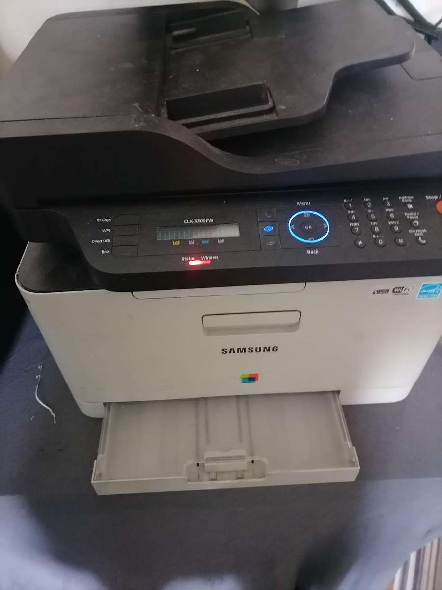 * SAMSUNG CLX 3305 LAZER COLOUR PRINTER/SCANNER/COPIER*NOT PICKING UP TONERS*