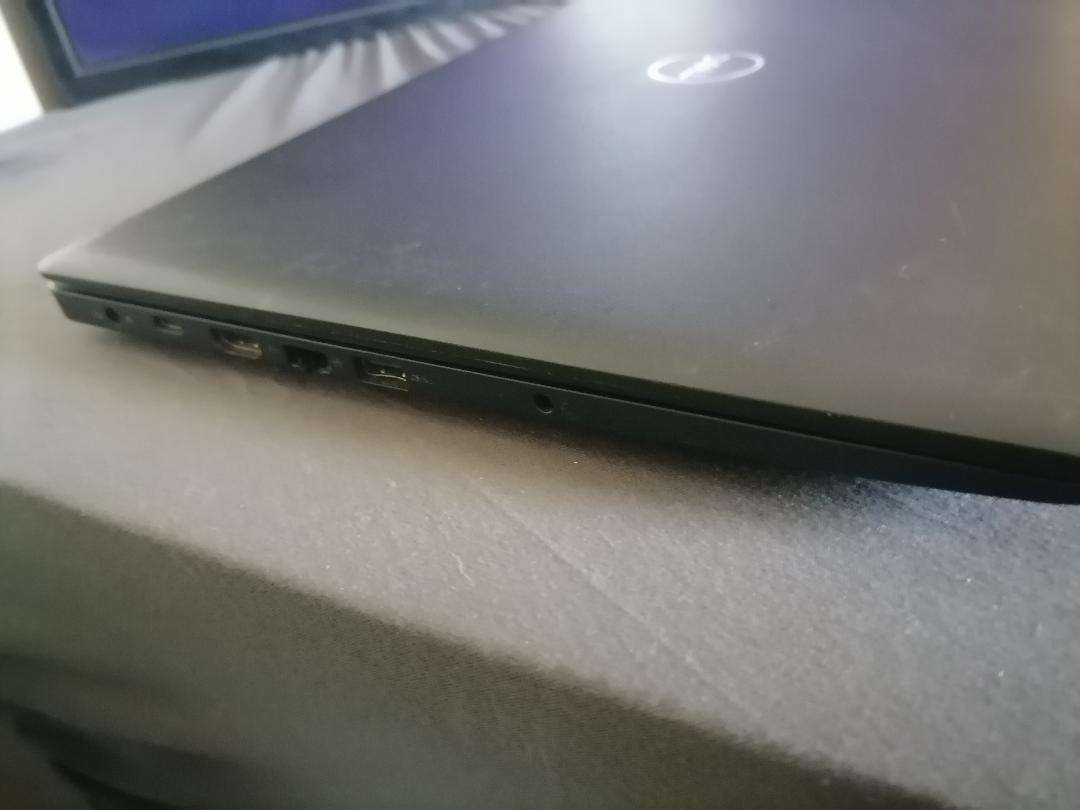 *i5 DELL LATITUDE 3590 8TH GEN, 8GB RAM, 1TB HDD*ORIGINAL CHARGER,BATTERY FAIR**