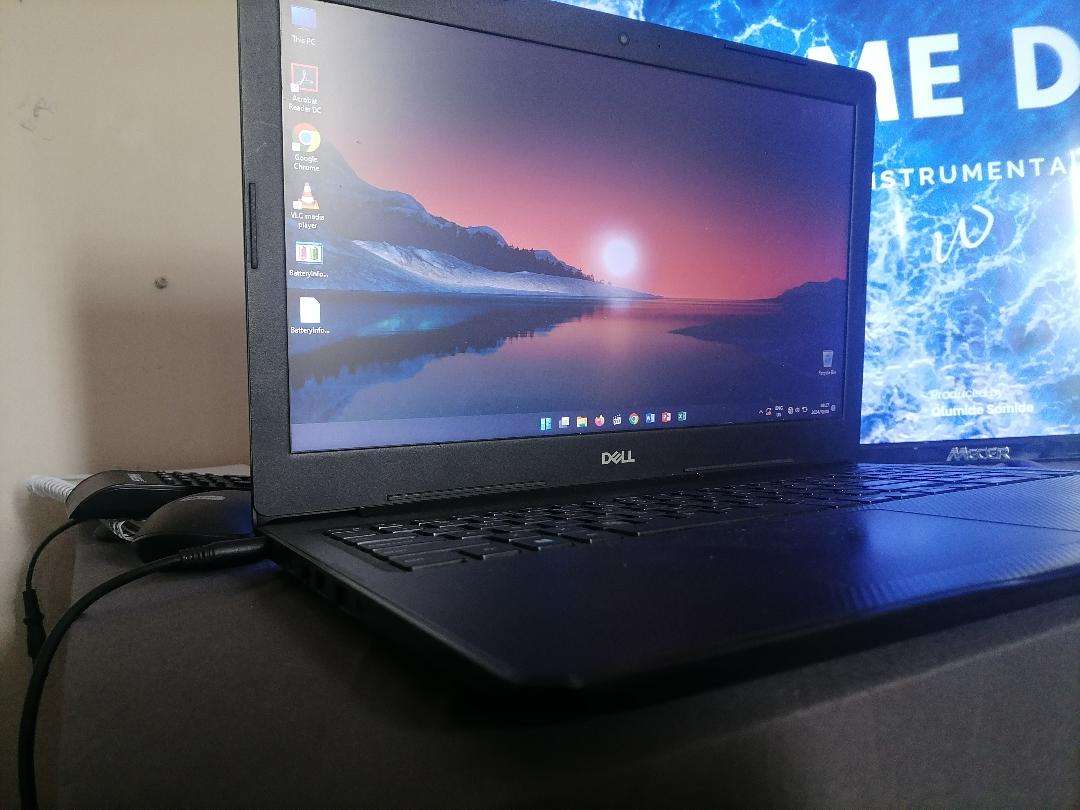 *DELL INSPIRON i5 8TH GEN. 8GB RAM, 1TB HDD, W10/OFFICE *ORIGINAL CHARGER*BATTERY 100%*