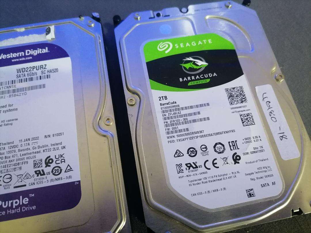 *LOT OF 3 X HARD DRVIES*1 X 4TH, 2 X 2TB*ONE BID FOR THE LOT*UNTESTED*