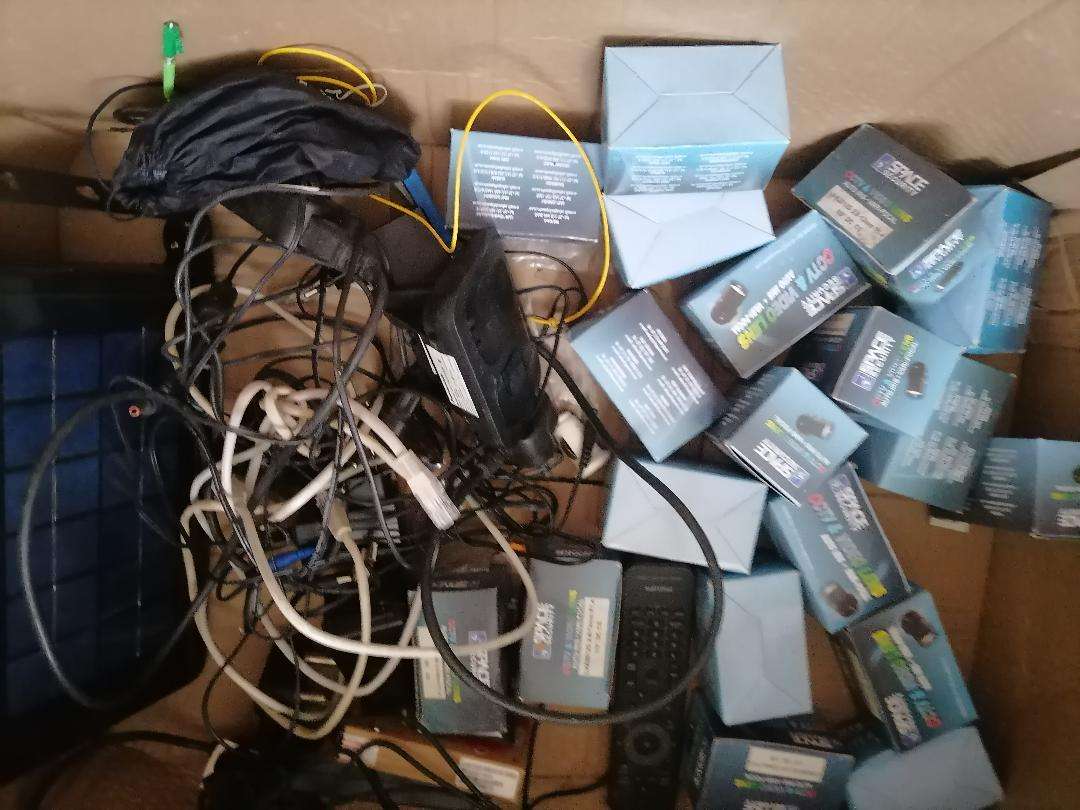 ONE BID FOR LOT AS PER PICS