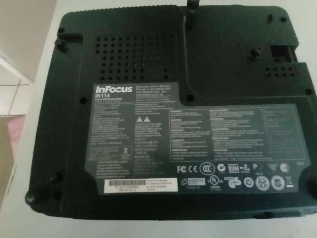 TOP QUALITY INFOCUS IN114 HDMI DLP 3D READY PROJECTOR WITH POWER CORD