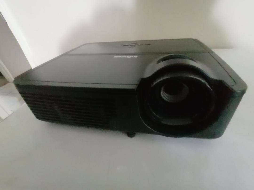 TOP QUALITY INFOCUS IN114 HDMI DLP 3D READY PROJECTOR WITH POWER CORD