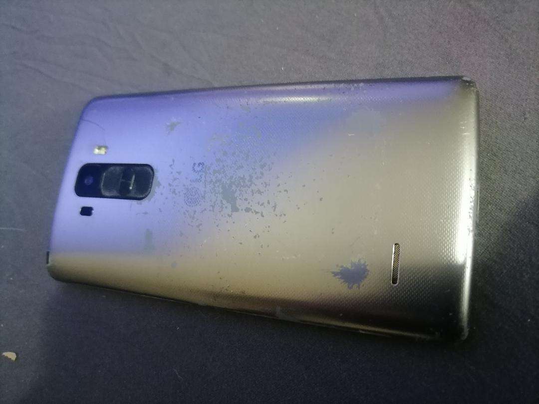 LATE ENTRY**LG H635 SMART PHONE*STAYS ON VODACOM SCREEN*SOLD AS IS**