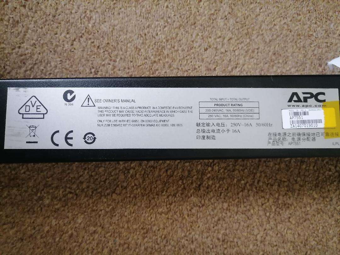 APC AP7551 PDU RACK