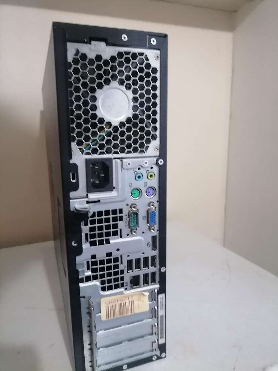 *i5 HP COMPAQ 8200 ELITE SMALL FORM FACTOR PC,1TB HDD*POWERS ON NOT TESTED**