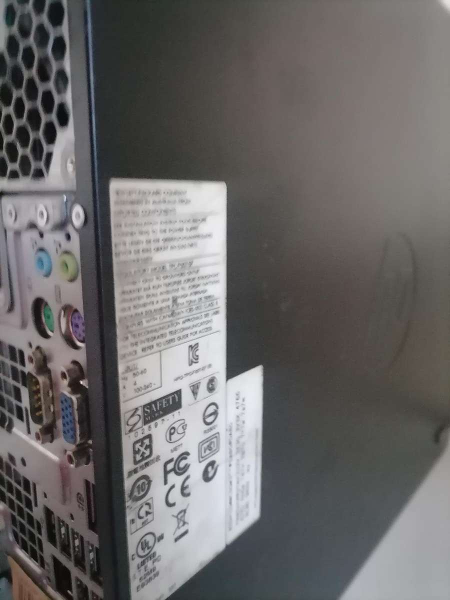 *i5 HP COMPAQ 8200 ELITE SMALL FORM FACTOR PC,1TB HDD*POWERS ON NOT TESTED**
