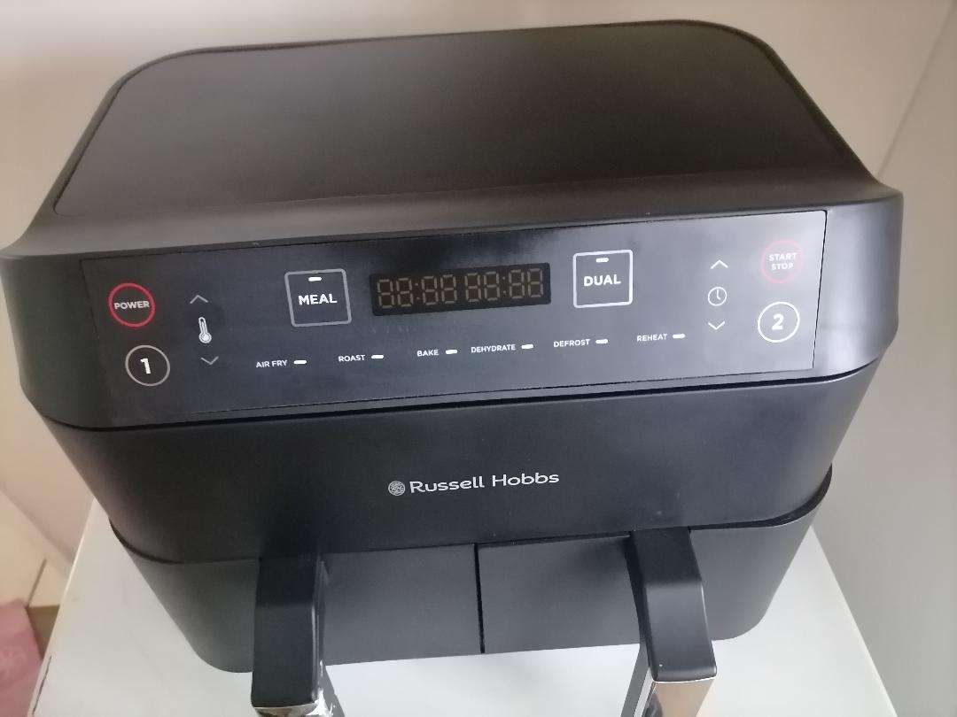 *RUSSELL HOBBS 8L DUAL AIR FRYER**NEW CONDITION,NOT USED*NOT POWERING ON*SOLD AS IS**