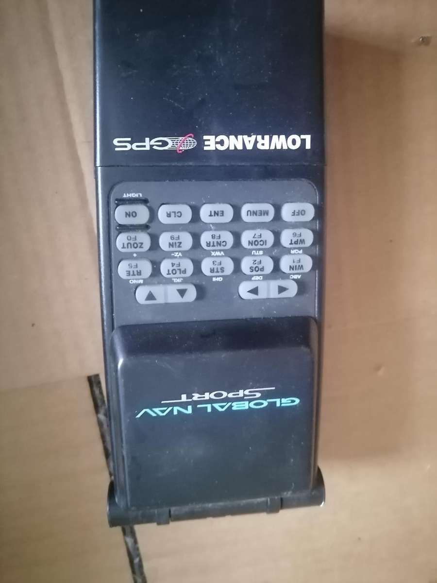 **LOT OF ELELCTRONICS*GSP DEVICES,ETHERNET SWITCH ETC*ONE BID FOR THE LOT*