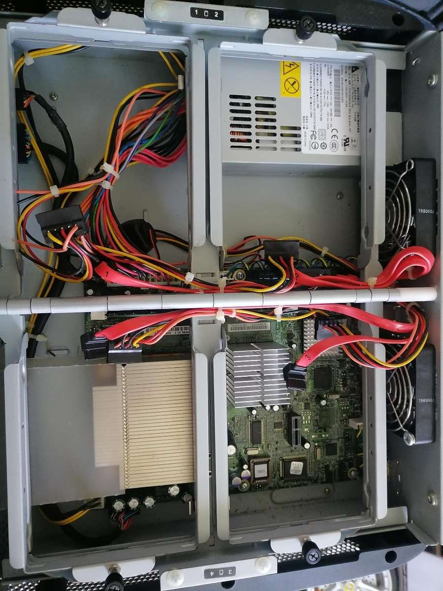 Intel Entry Storage System (SS4200-E)