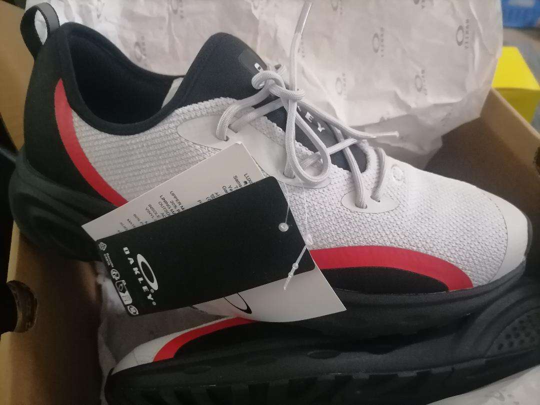 *PRE BLACK FRIDAY SPECIAL*BRAND NEW LIMITED EDITION OAKLEY LENOX SHOES*SIZE 8**